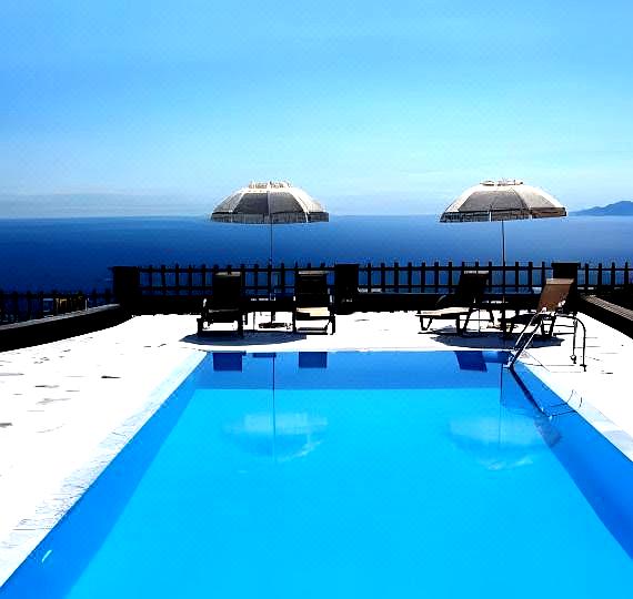 Anthonas Apartments